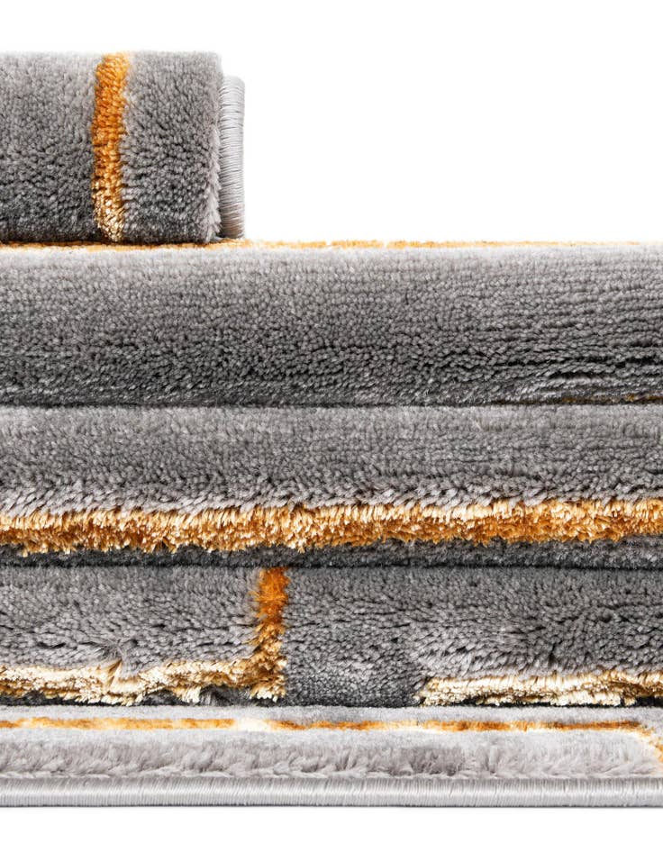 Detail image of 10' x 10' Vogue Geo Square Rug