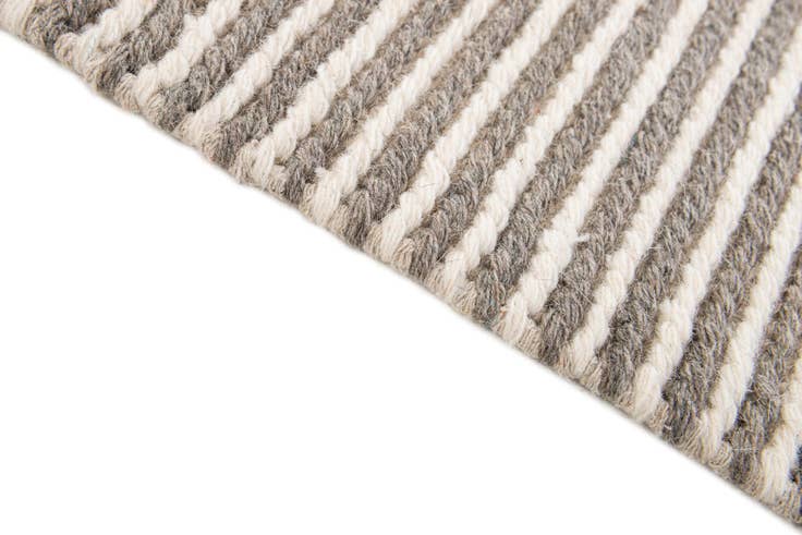 Detail image of 2' x 3' Hand Woven Rug