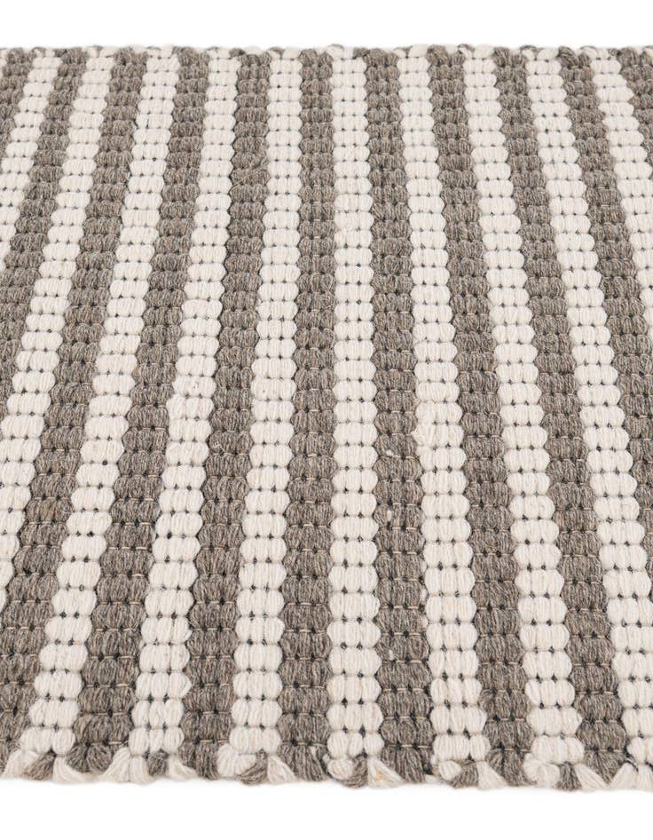 Detail image of 2' x 3' 2  Hand Woven Braided Chindi Rug
