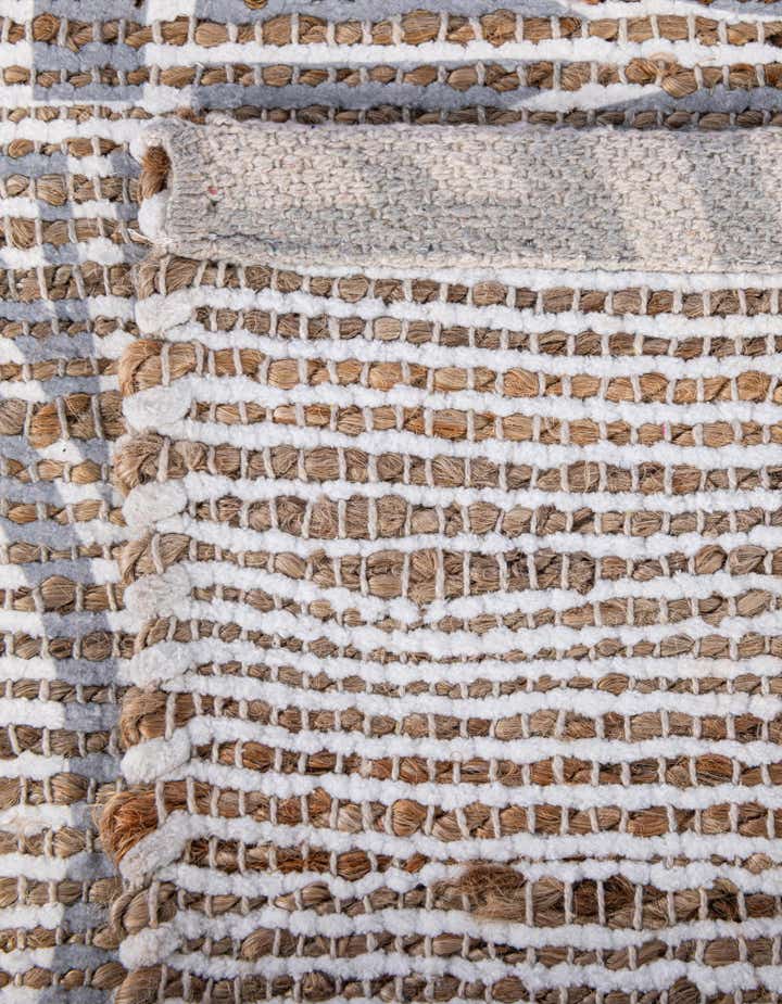 5' 1 x 8' Hand Woven Chenille Jute Rug