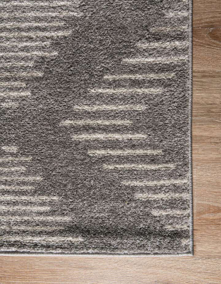 7' x 10' Kai Rug
