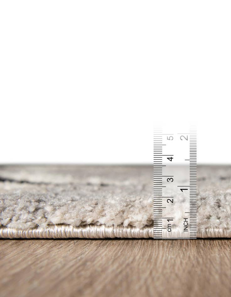 Detail image of 5' x 8' Sepia Rug