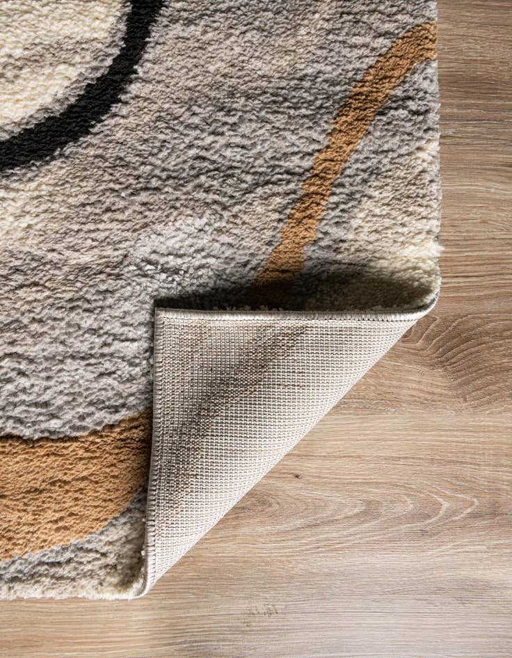 Detail image of 5' x 8' Sepia Rug