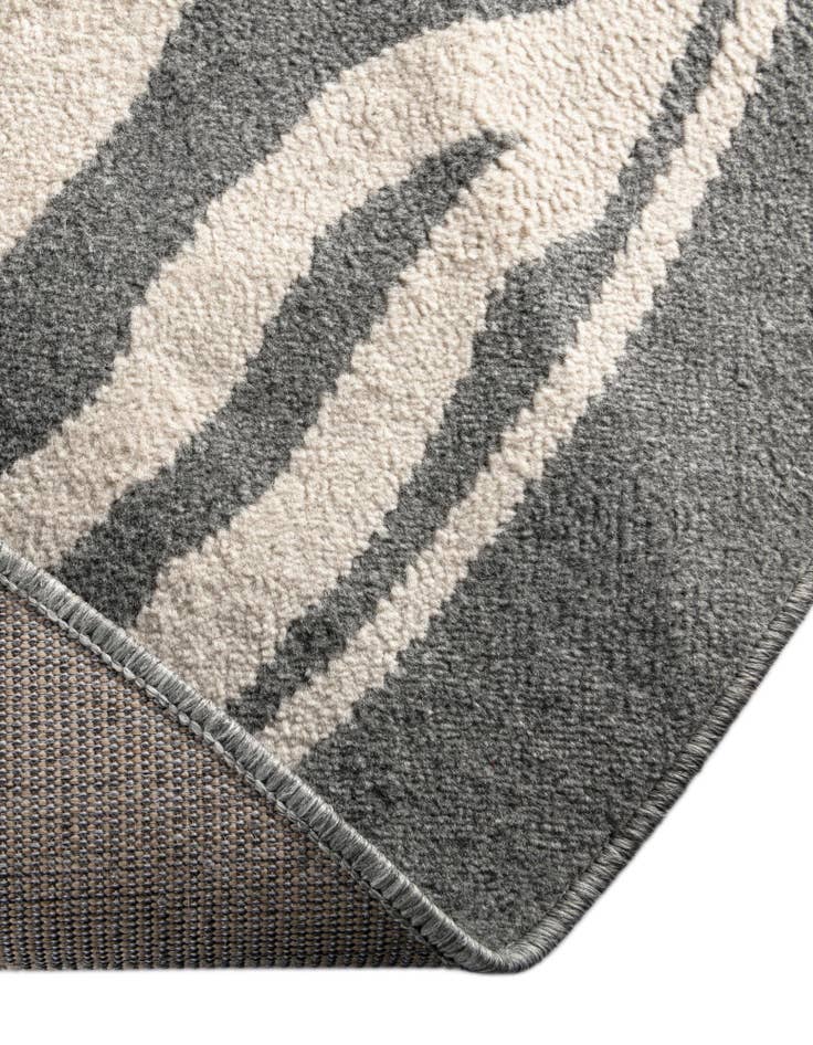 Detail image of 5' x 5' Savannah Round Rug