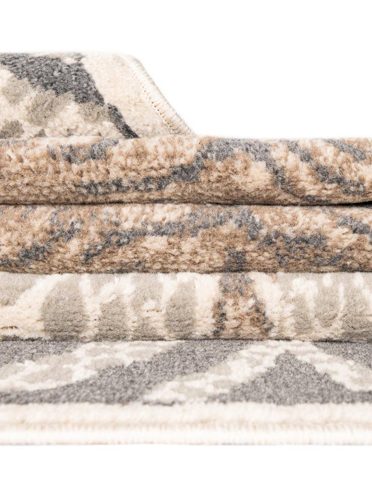 Detail image of 7' 10 x 7' 10 Savannah Round Rug