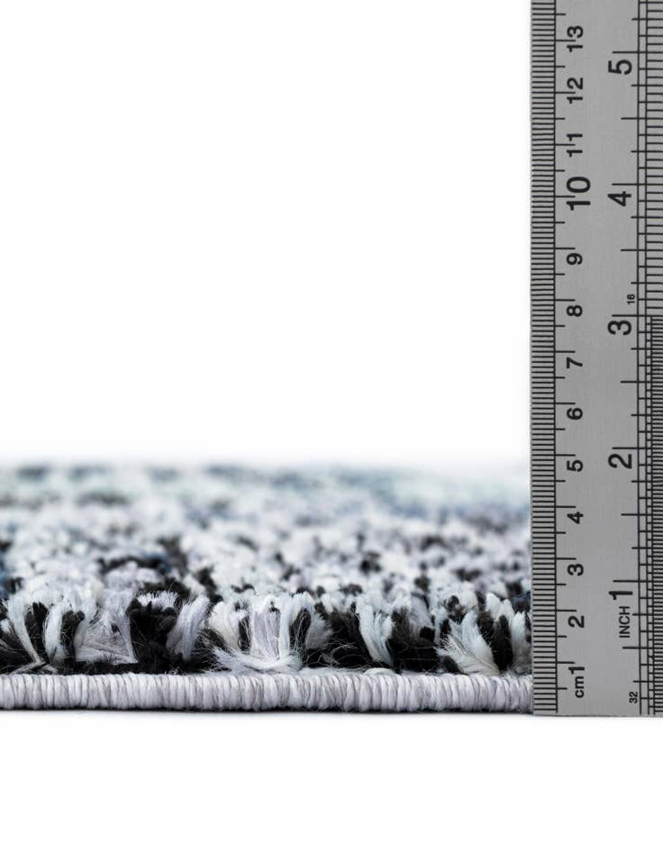 Detail image of 5' 3 x 5' 3 Tucson Round Rug