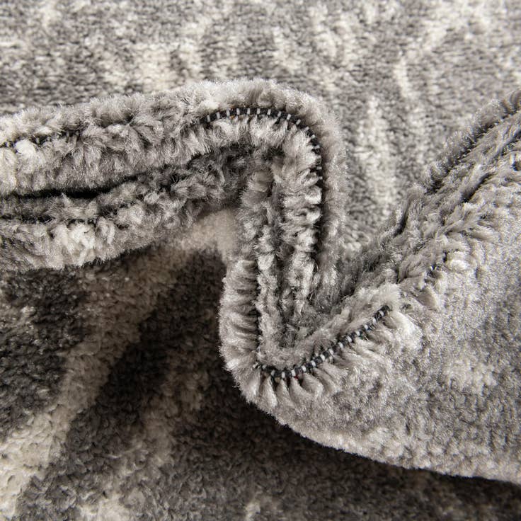 Detail image of 2' x 6' Lennon Runner Rug