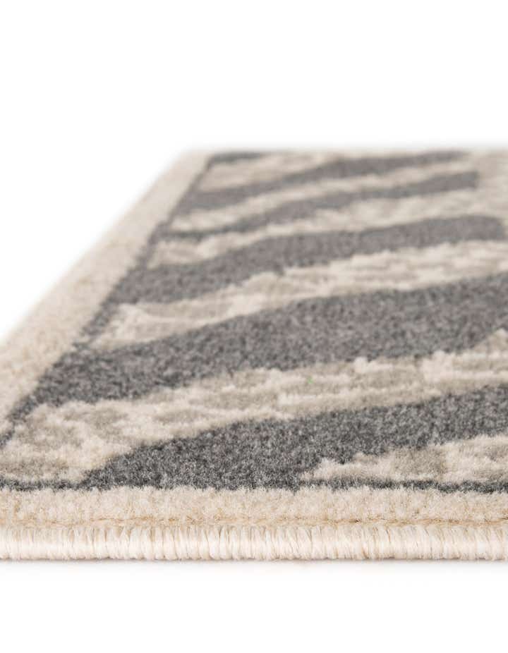 7' 10 x 7' 10 Savannah Square Rug