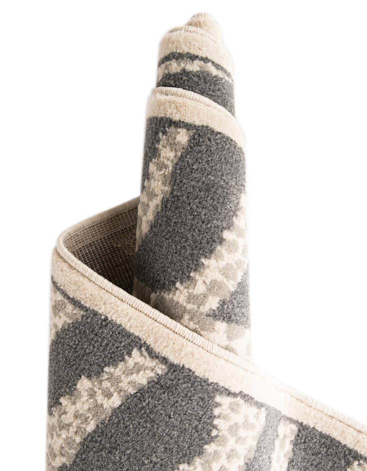 Detail image of 7' 10 x 7' 10 Savannah Square Rug