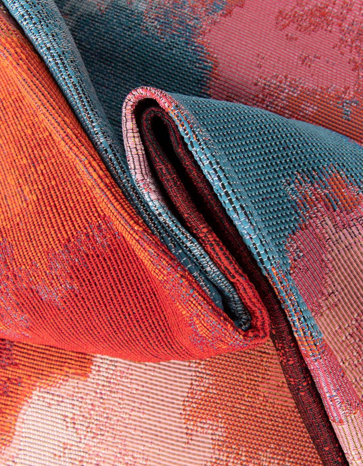 Detail image of 2' x 5' 1  Washable Modern Indoor / Outdoor Runner Rug