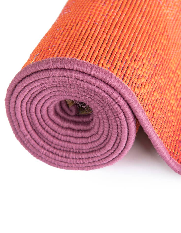 Detail image of 2' x 5' 1  Washable Modern Indoor / Outdoor Runner Rug