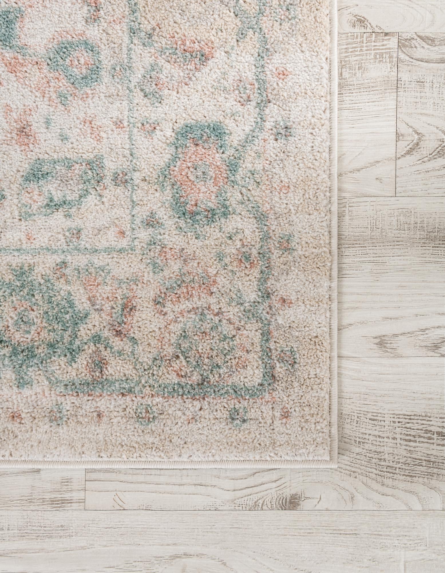 8' x 8' Madeline Vintage Square Rug