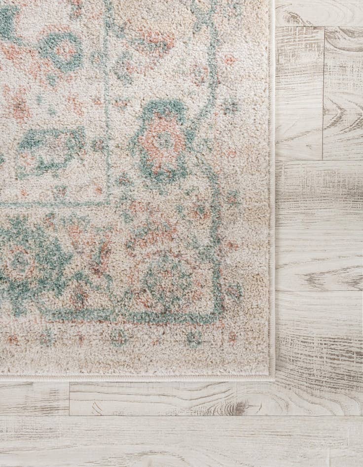 Detail image of 8' x 8' Madeline Vintage Square Rug