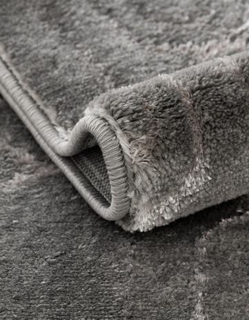 Gray and Silver Vogue Geo Rug