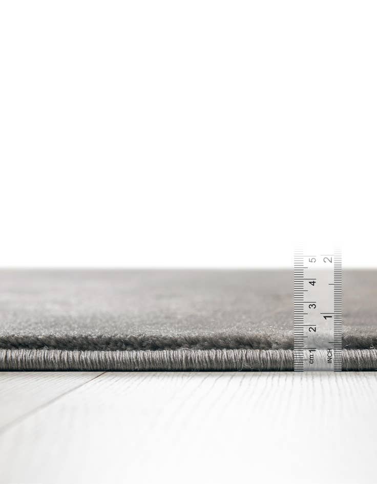 Detail image of 5' 3 x 7' Vogue Geo Rug
