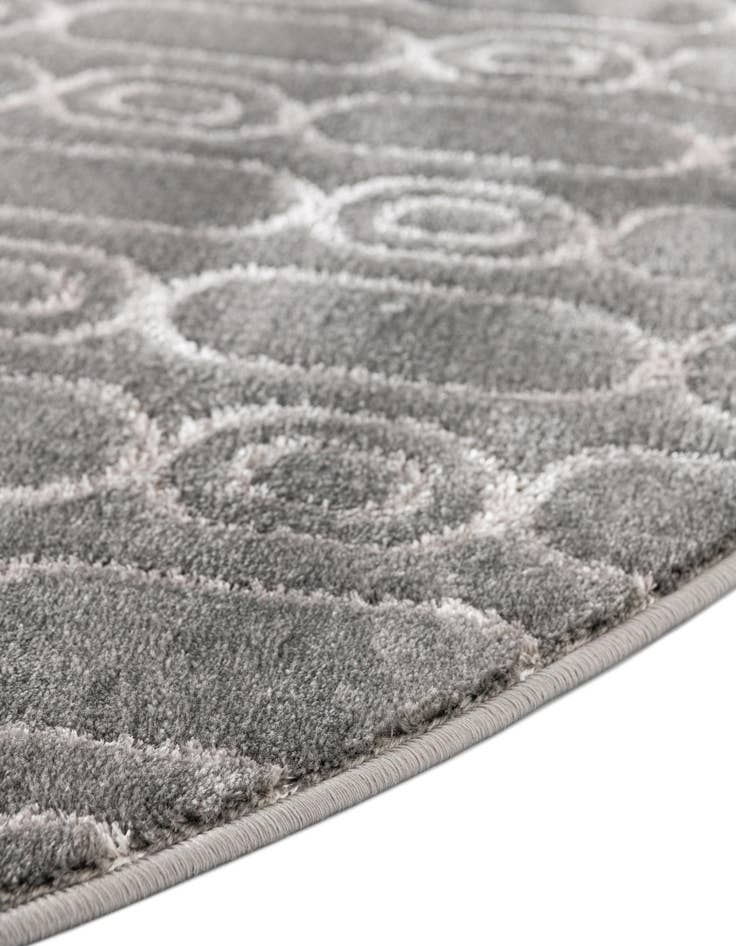 Detail image of 10' x 10' Vogue Geo Round Rug