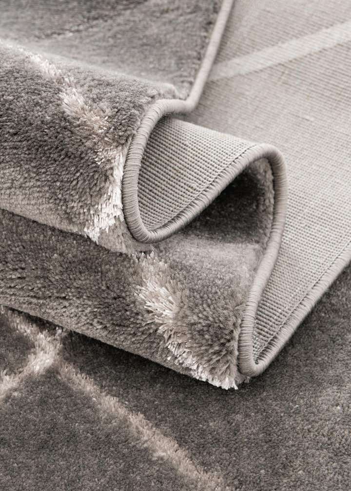 2' 7 x 12' Vogue Geo Runner Rug