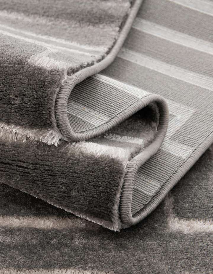 2' x 5' Vogue Geo Runner Rug