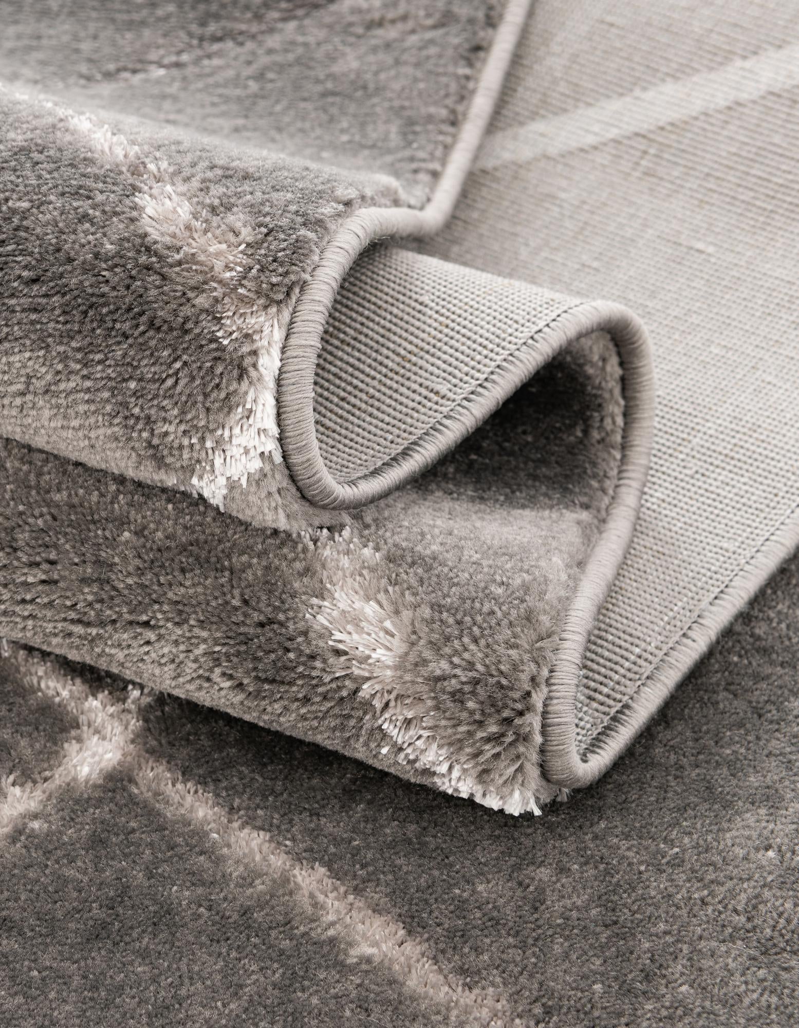 7' 10 x 7' 10 Vogue Geo Square Rug