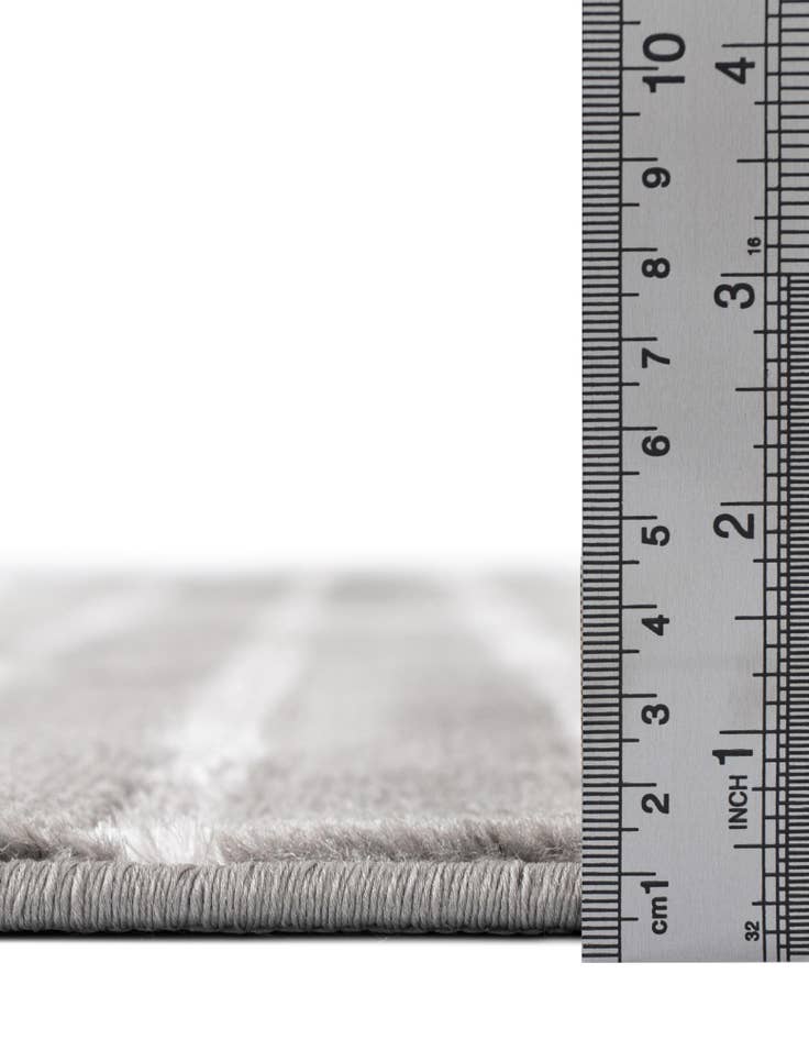 Detail image of 10' x 10' Vogue Geo Square Rug