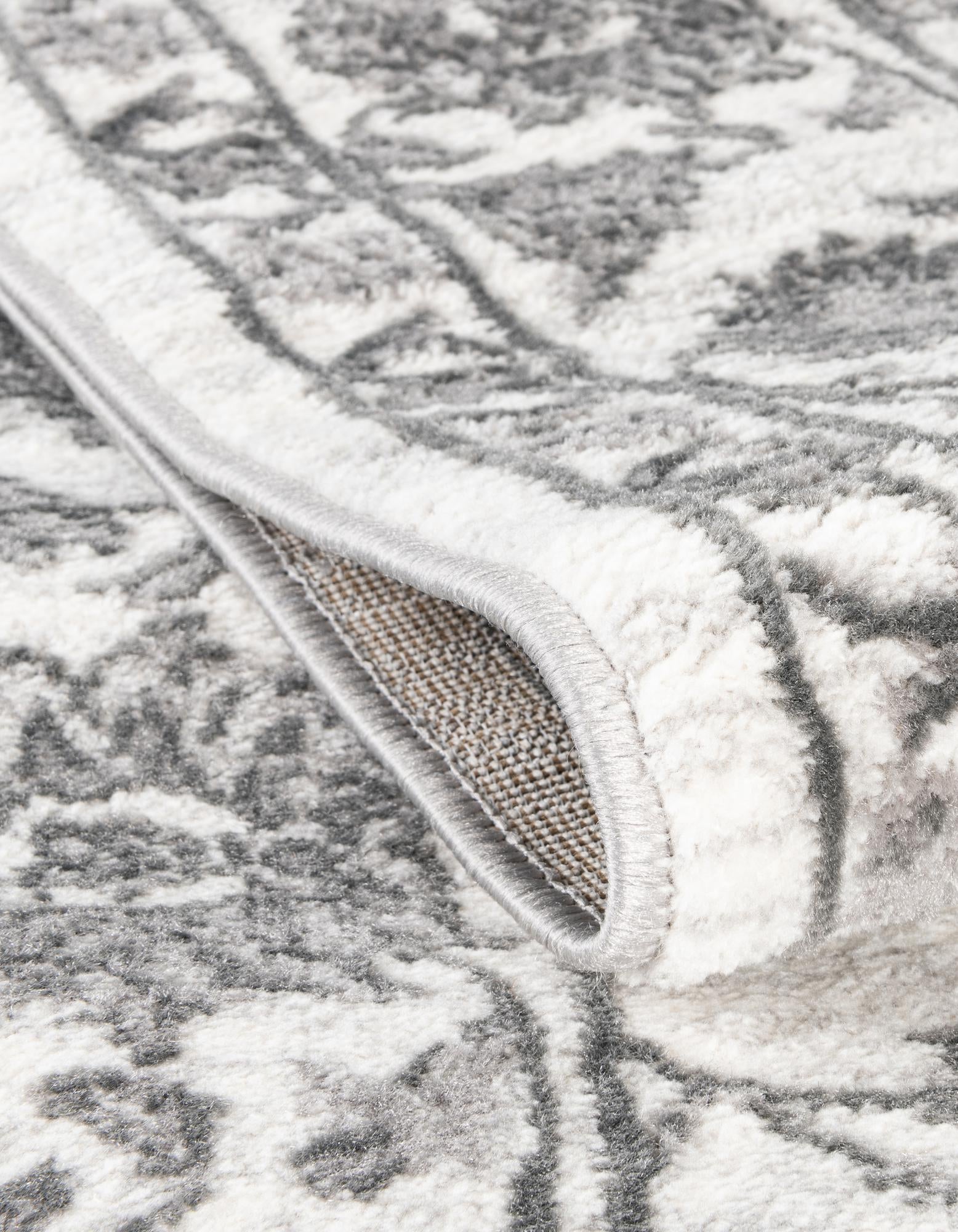 3' 3 x 5' 3 Boston Oval Rug