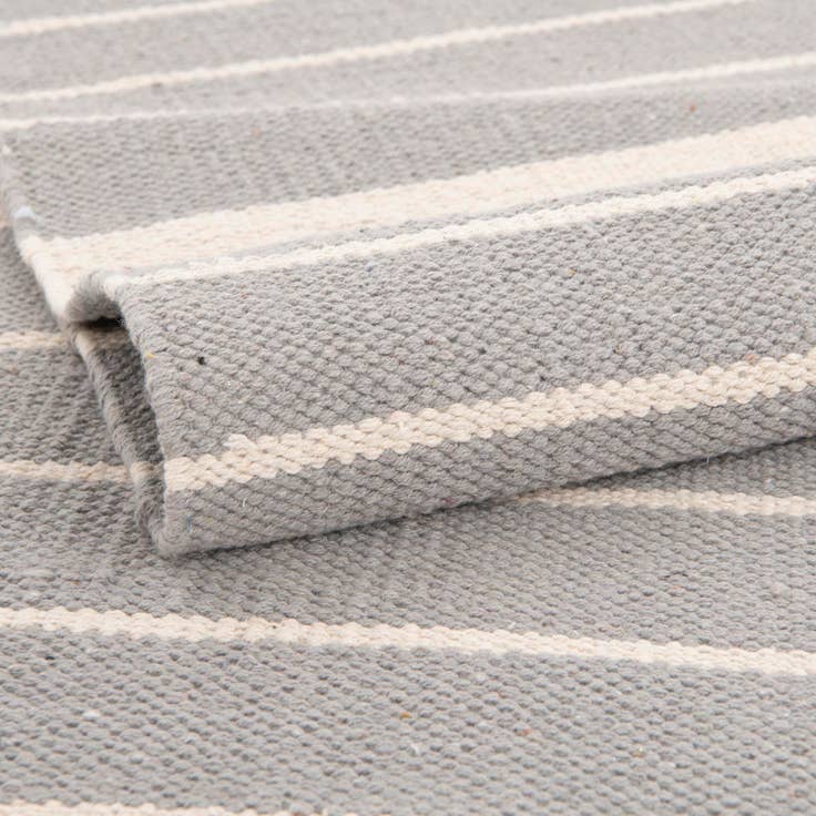 Detail image of 9' x 12' Hand Woven Chindi Cotton Rug