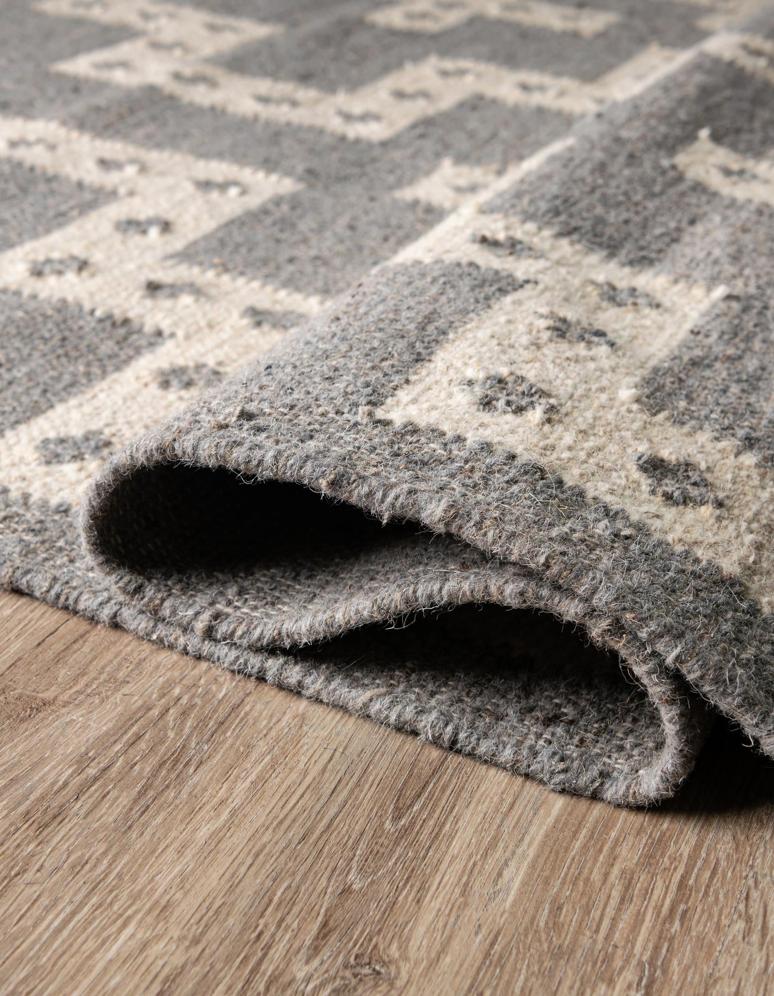 9' x 12' Hand Woven Kilim Wool Rug