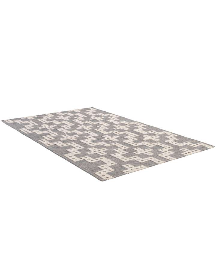 5' 1 x 8' Hand Woven Kilim Wool Rug