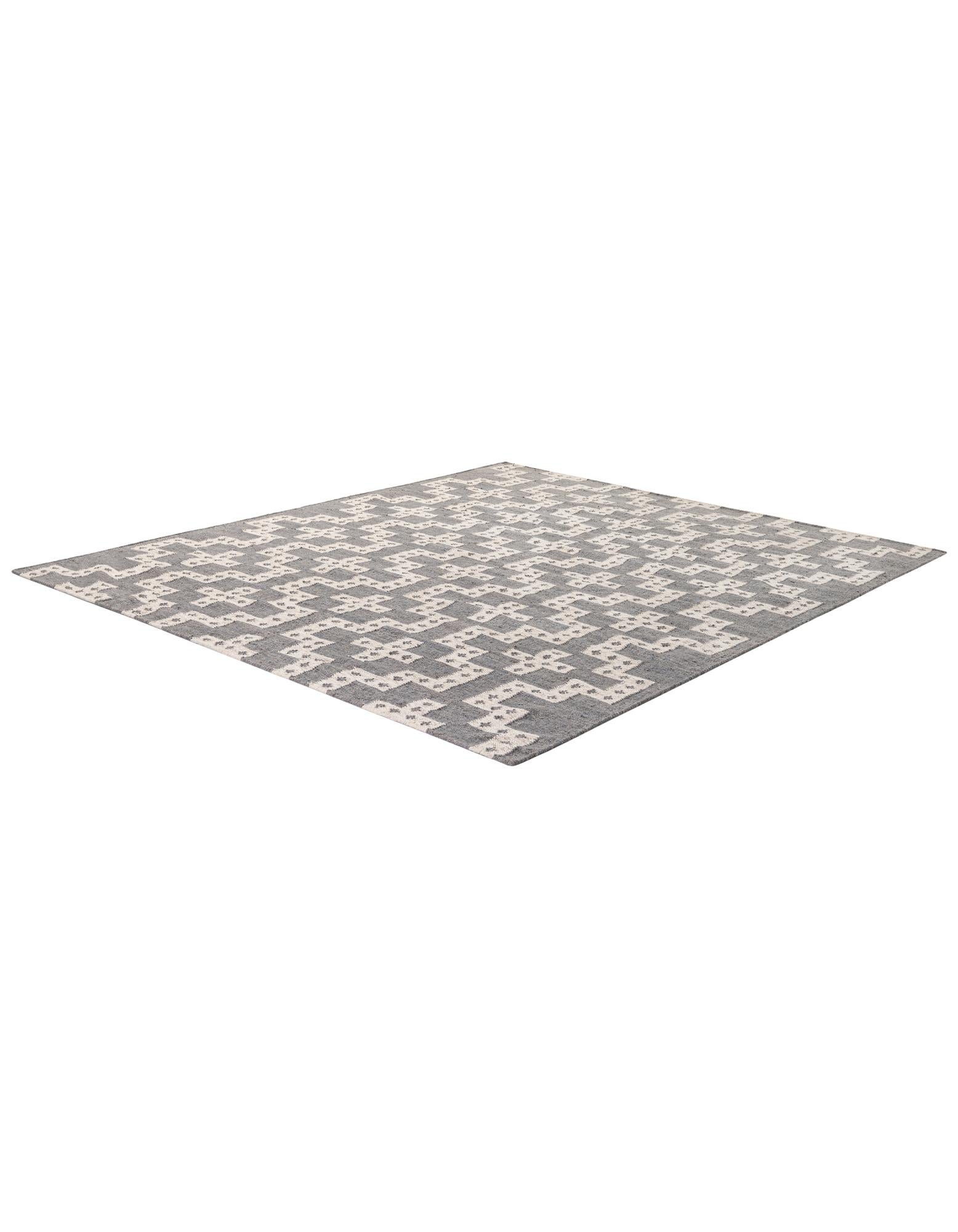 7' 10 x 10' Hand Woven Kilim Wool Rug