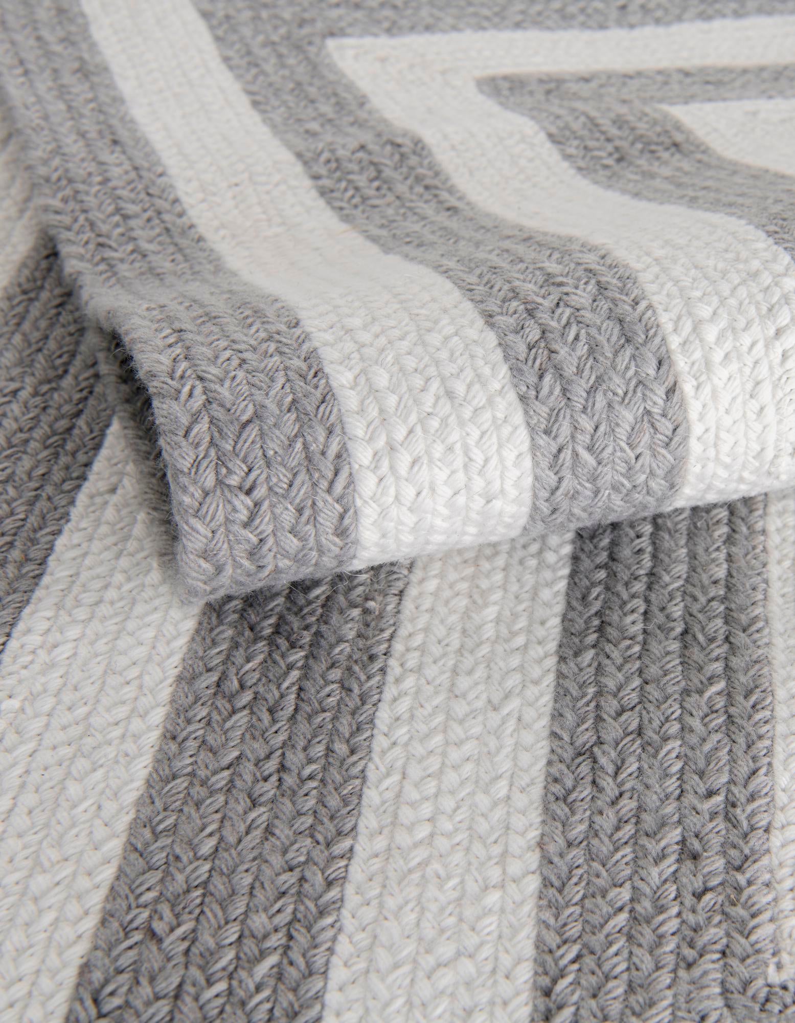 2' x 4' 1 Easy-Clean Eco Verse Washable Indoor / Outdoor Runner Rug