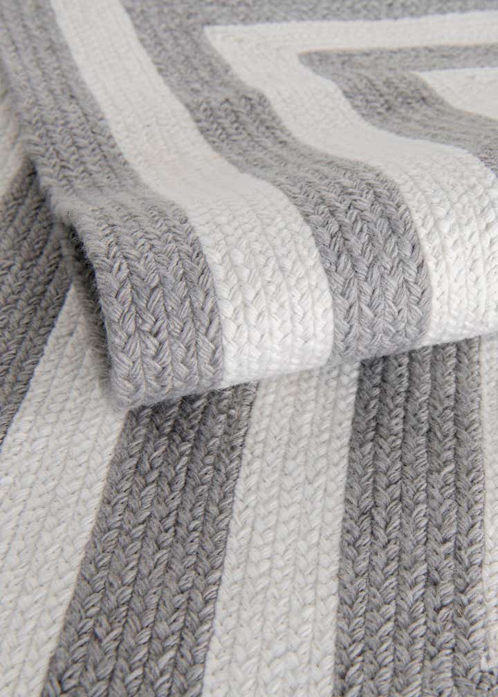 2' 7 x 10' Easy-Clean Eco Verse Washable Indoor / Outdoor Runner Rug