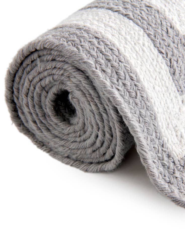 Detail image of 2' x 8'  Hand Woven Eco Verse   Washable Indoor / Outdoor Runner Rug