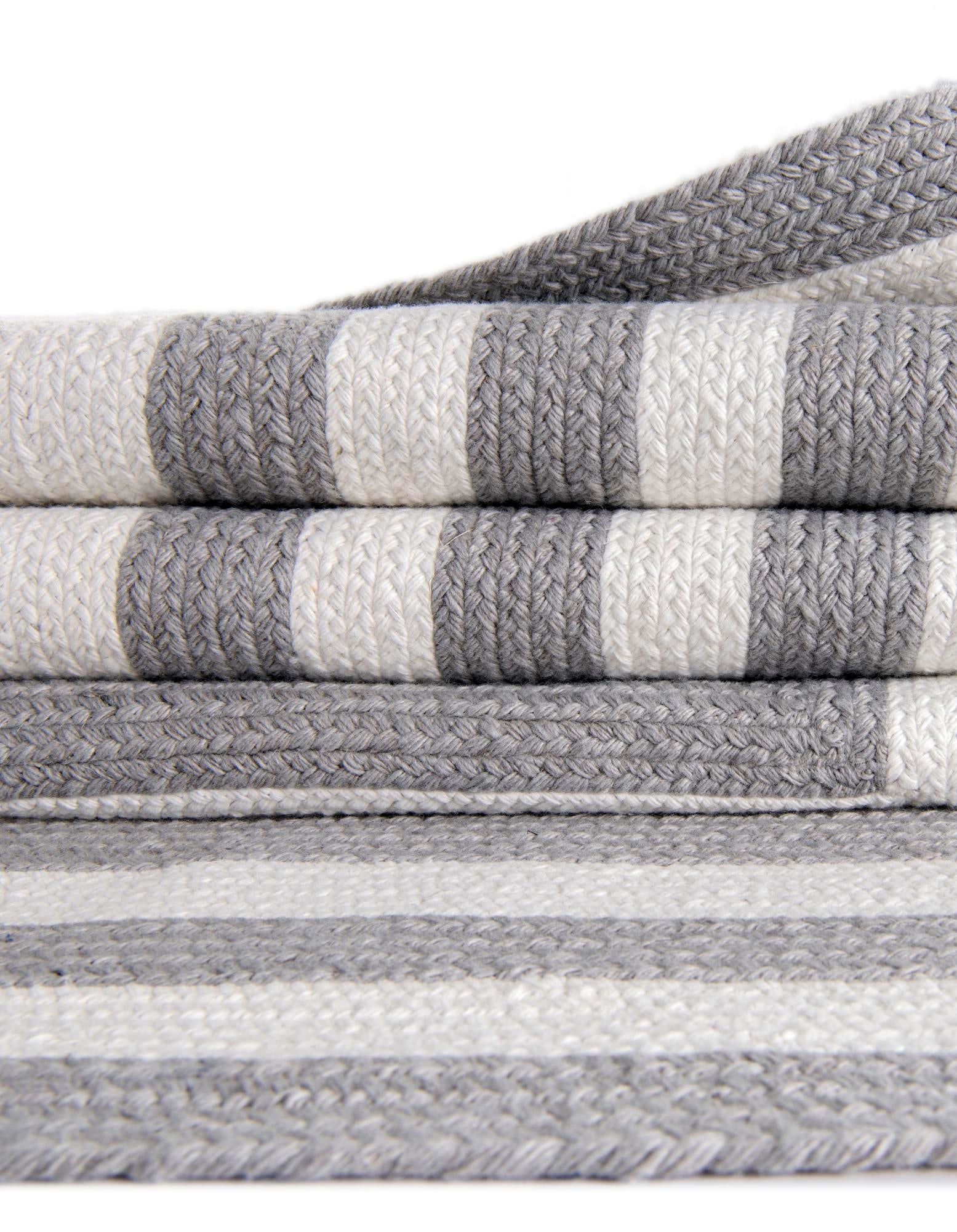 2' x 4' 1 Easy-Clean Eco Verse Washable Indoor / Outdoor Runner Rug