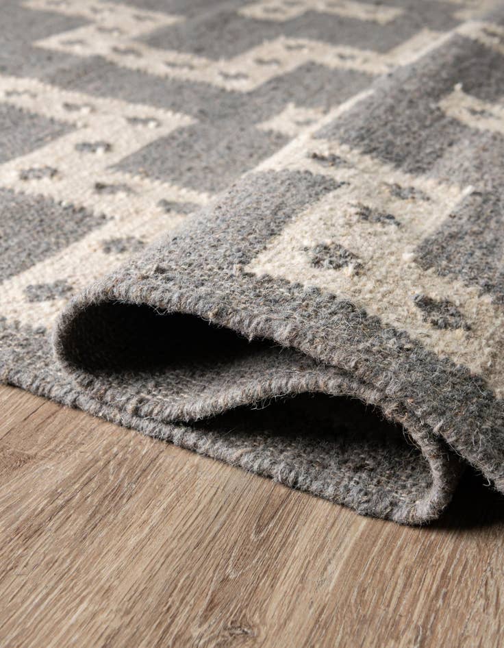 Detail image of 2' x 8' Hand Woven Kilim Wool Runner Rug