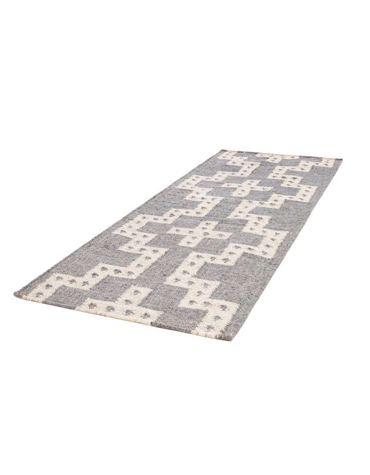 2' x 6' 1 Hand Woven Kilim Wool Runner Rug