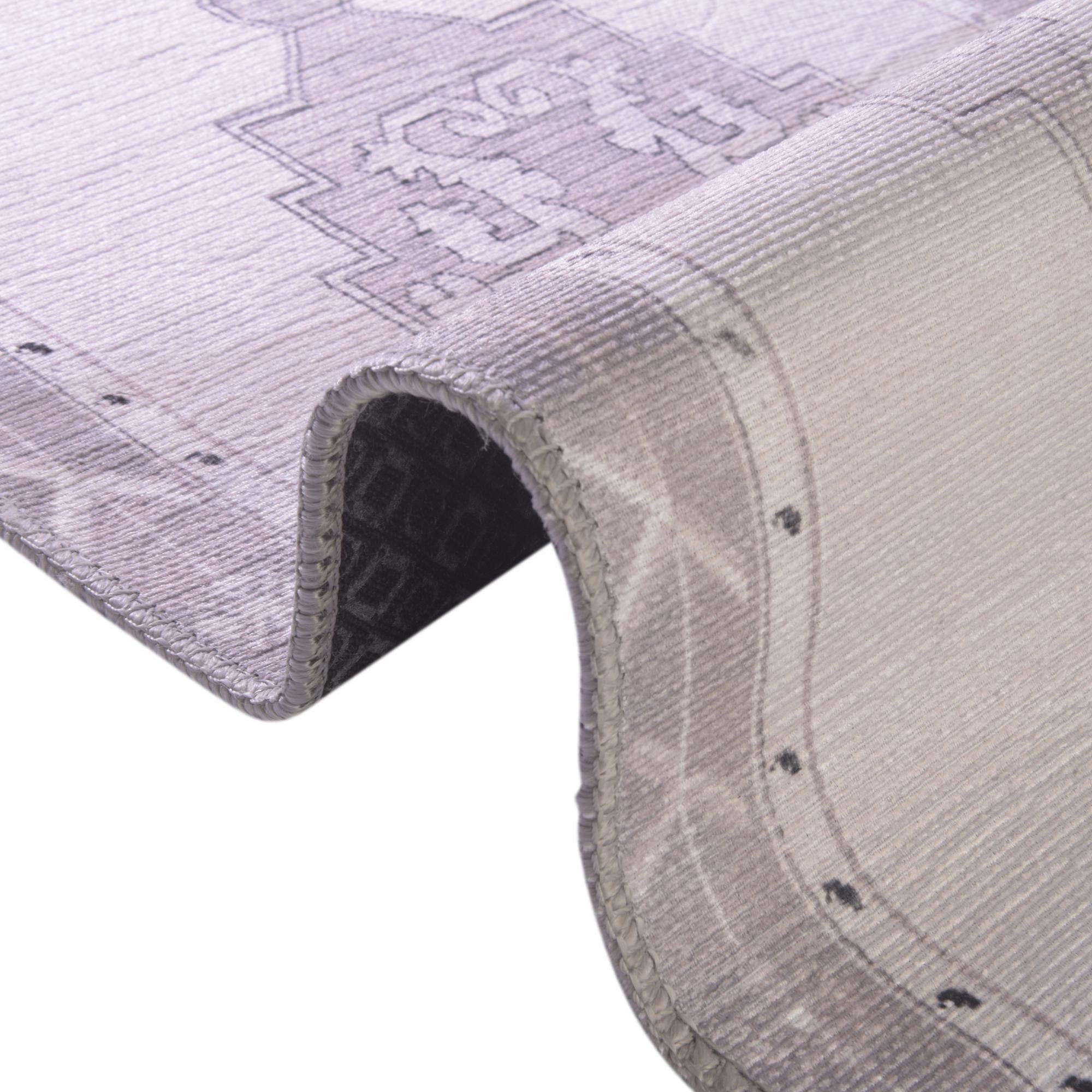 2' 6 x 10' Washable Timeless Runner Rug