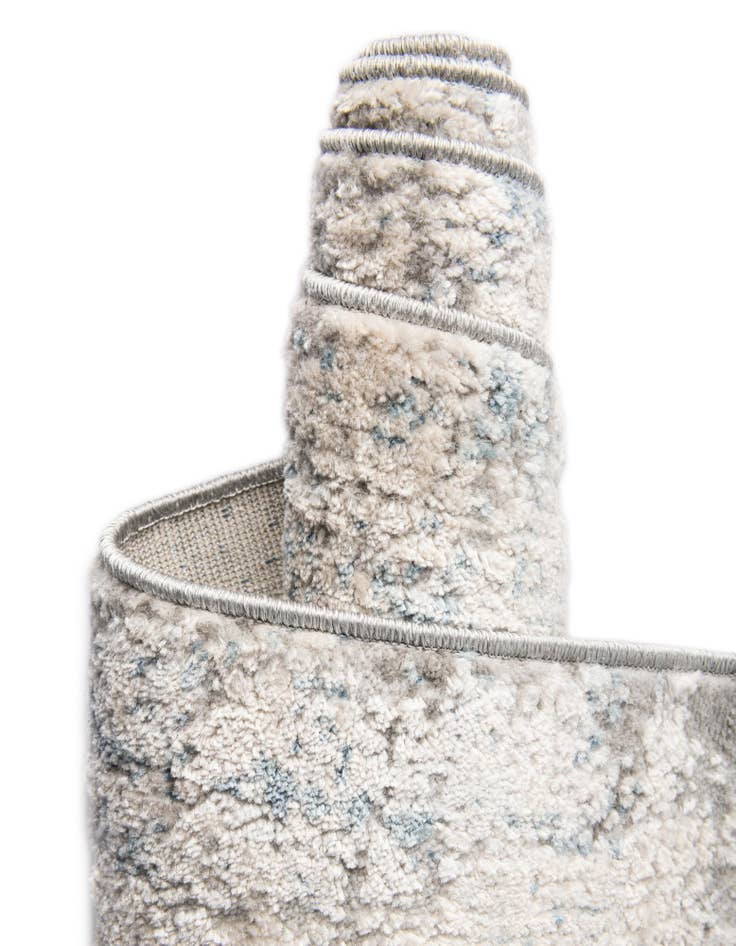 Detail image of 4' x 6' Caspian Rug