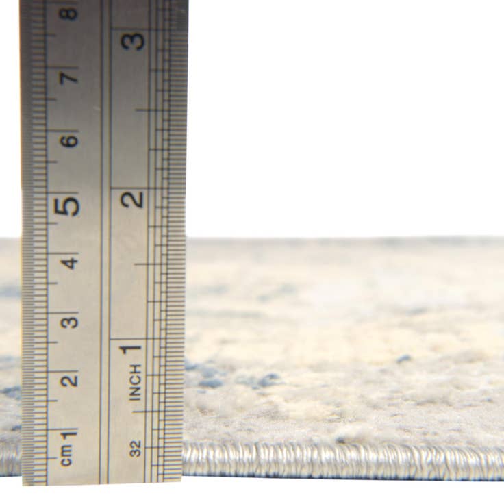 Detail image of 7' x 10' Caspian Rug