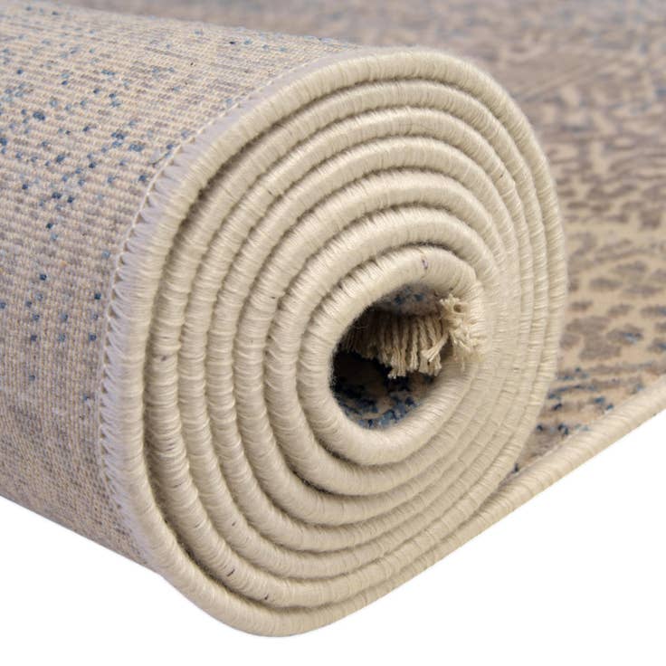 Detail image of 6' x 8' 9 Deepa Rug