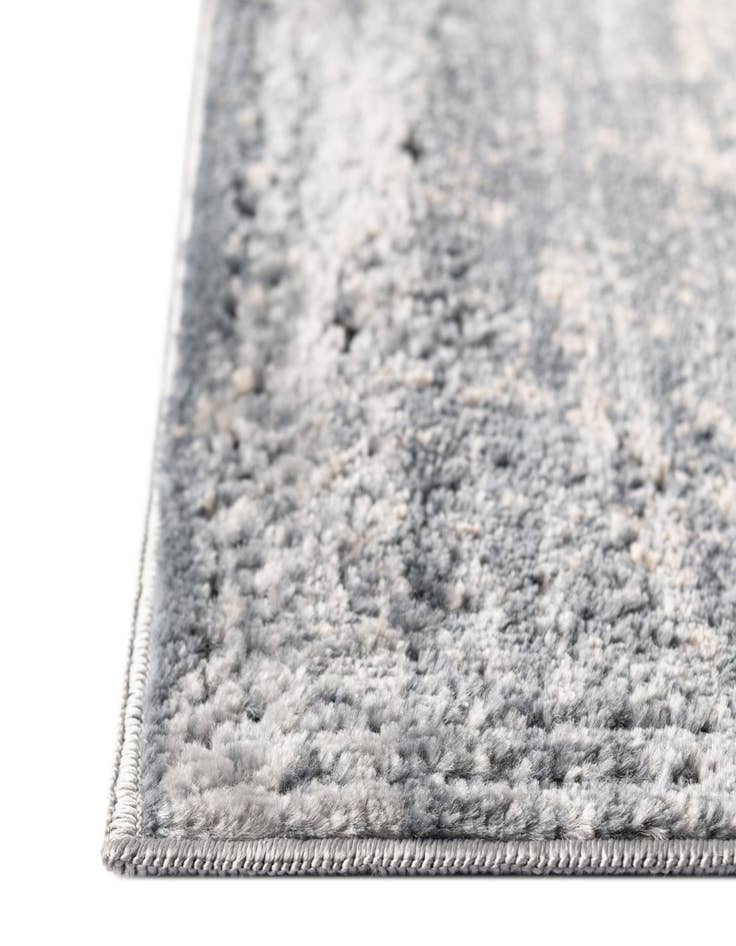 Detail image of 2' 2 x 3' Eliza Rug