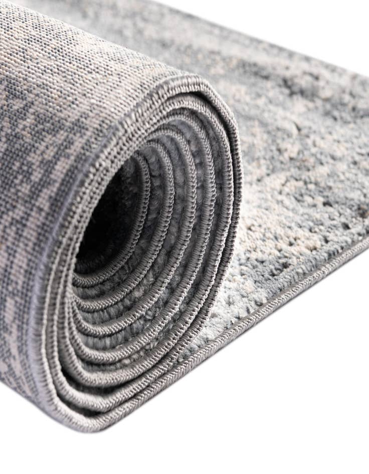 Detail image of 2' 2 x 3' Eliza Rug