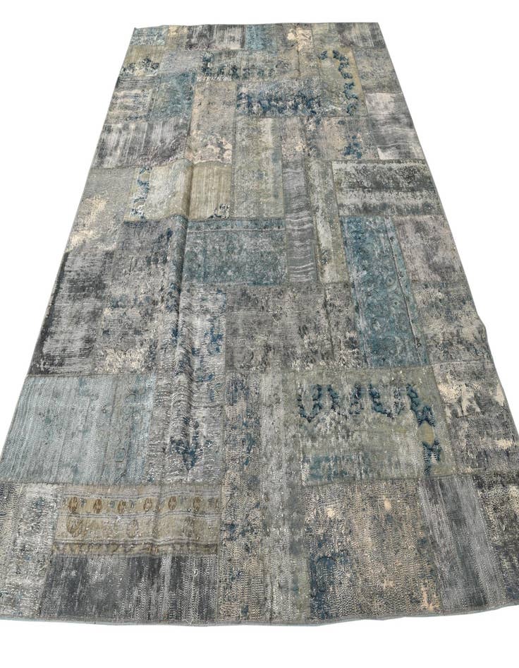 Detail image of 8' x 10' 2 Hand Knotted Ultra Vintage Persian Wool Rug