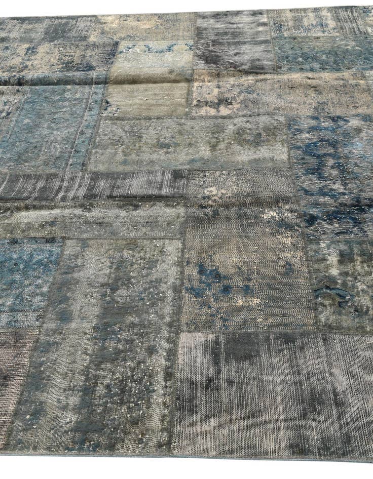 Detail image of 8' x 10' 2 Hand Knotted Ultra Vintage Persian Wool Rug