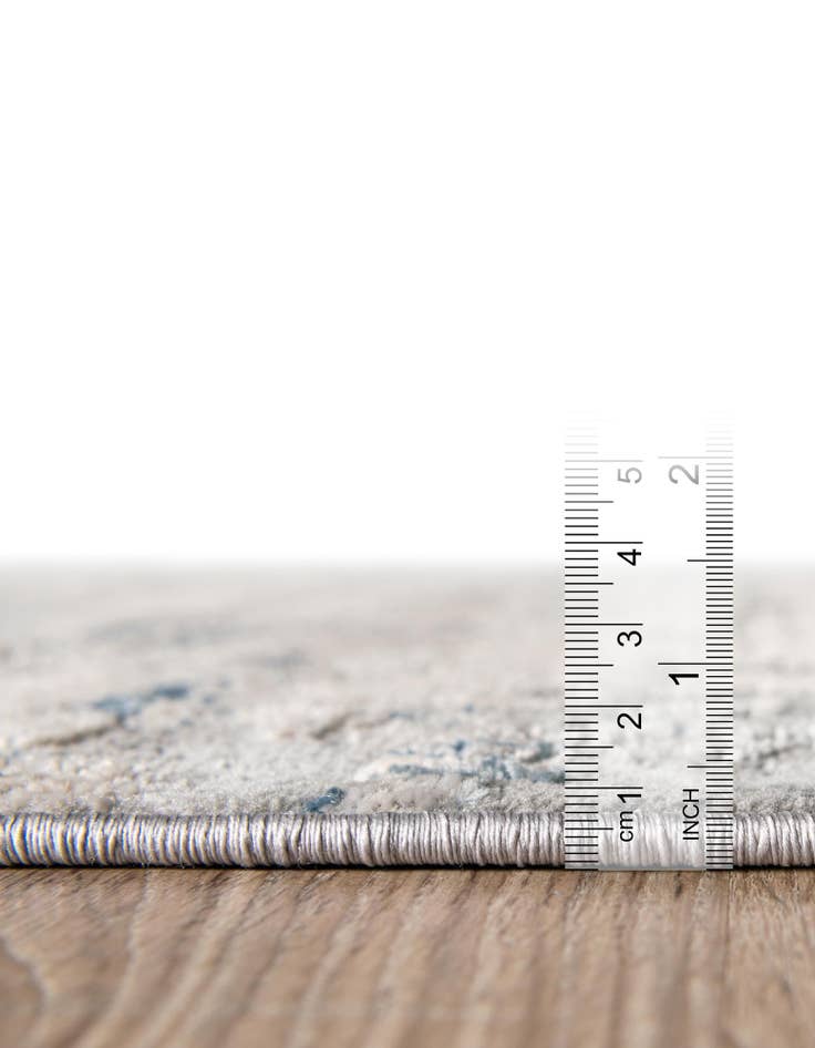 Detail image of 6' x 6' Caspian Square Rug