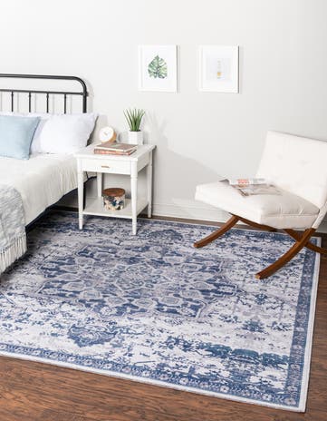 10' 6 x 10' 6 Washable Renaissance Square Rug