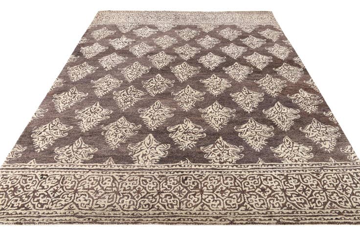 Detail image of 8' x 9' 10 Agra Rug