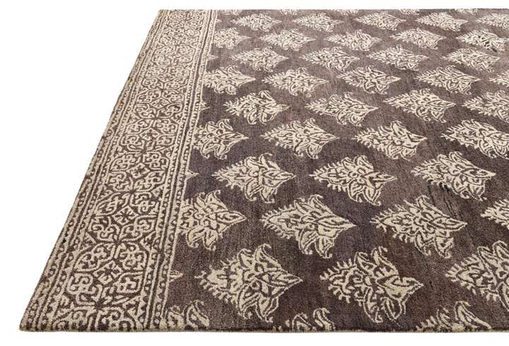 8' x 9' 10 Agra Rug