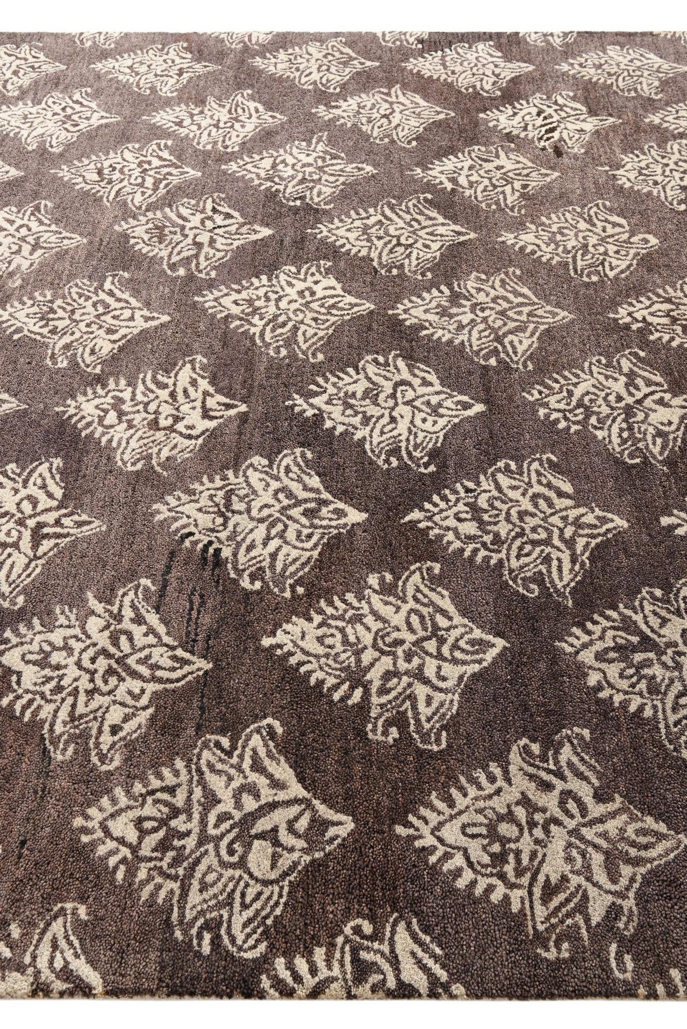 8' x 9' 10 Agra Rug