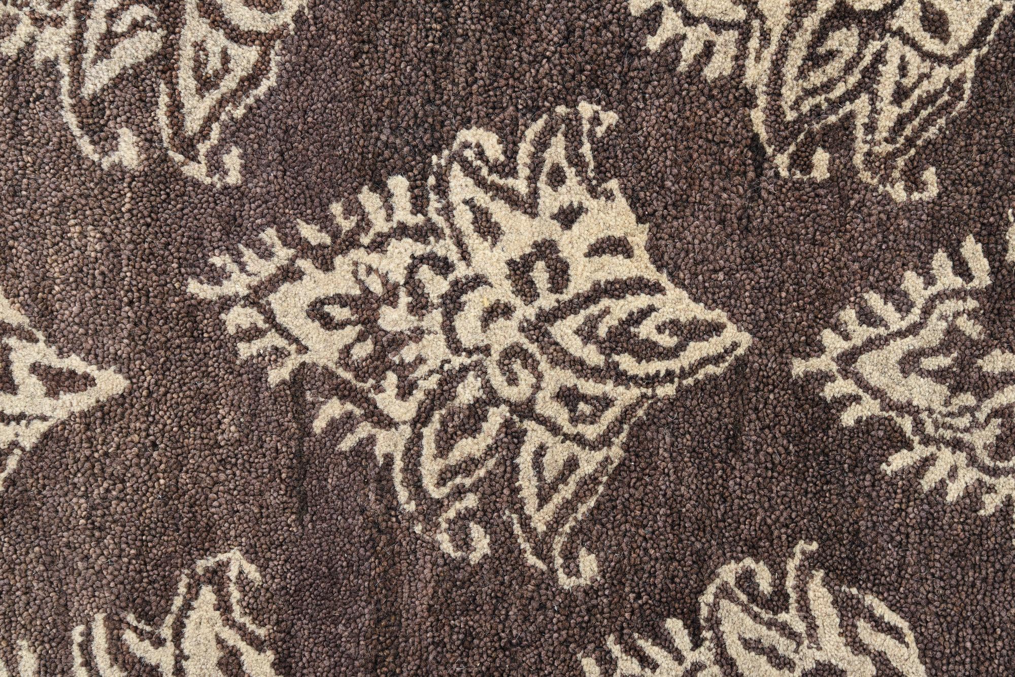 8' x 9' 10 Agra Rug