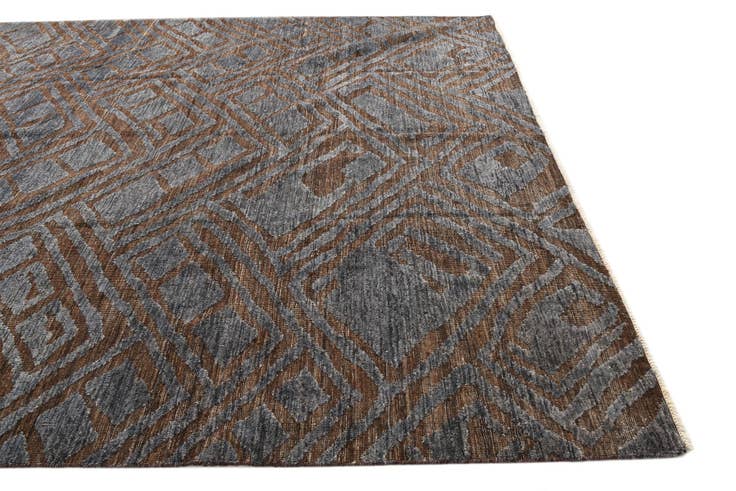 Detail image of 8' 2 x 12' 3 Hand Knotted Darya Wool Rug